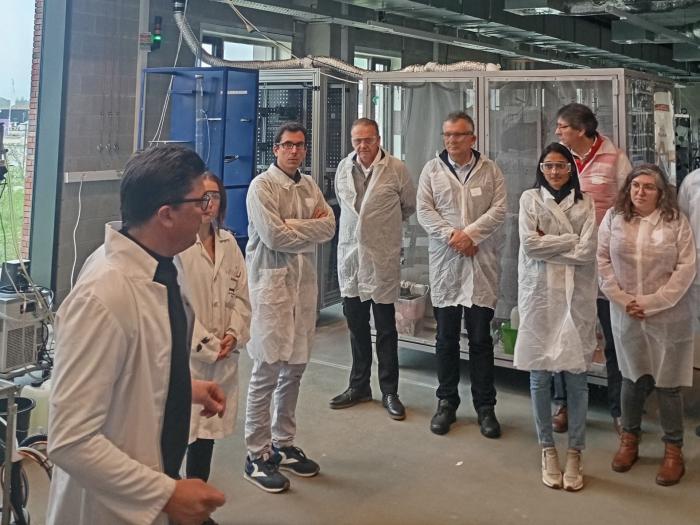 Visita a una granja. Manurefinery